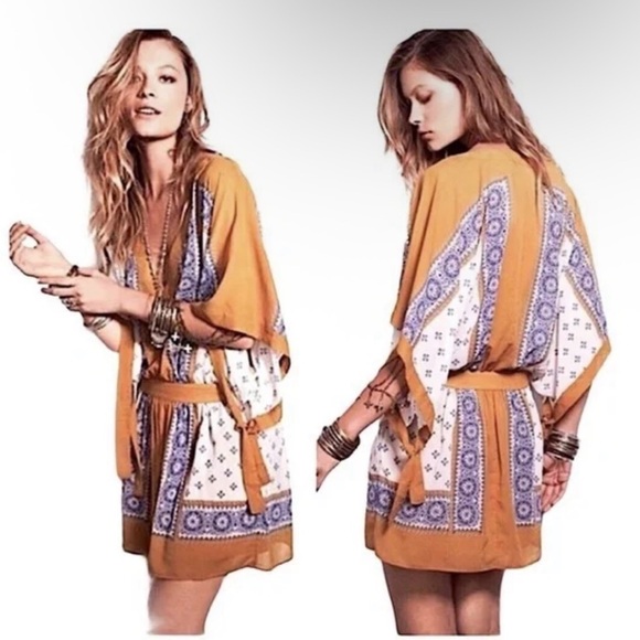 Free People Santa Cruz Kimono Dress Boho Print Tunic Mini Flowy Yellow Blue M - Picture 2 of 13